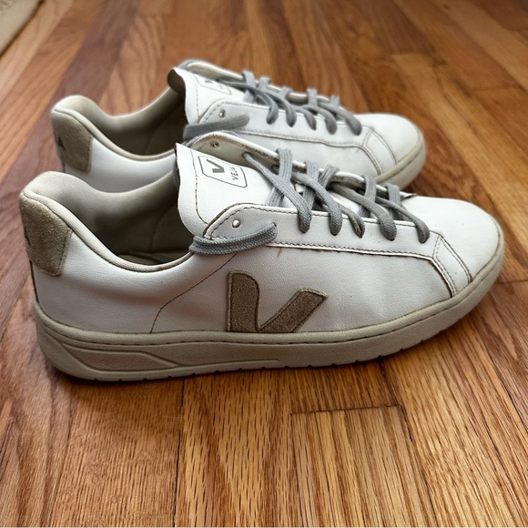 Veja Urca Nautico Lace Up Side Logo Sneaker White Grey Womens Size 10 - Picture 5 of 11